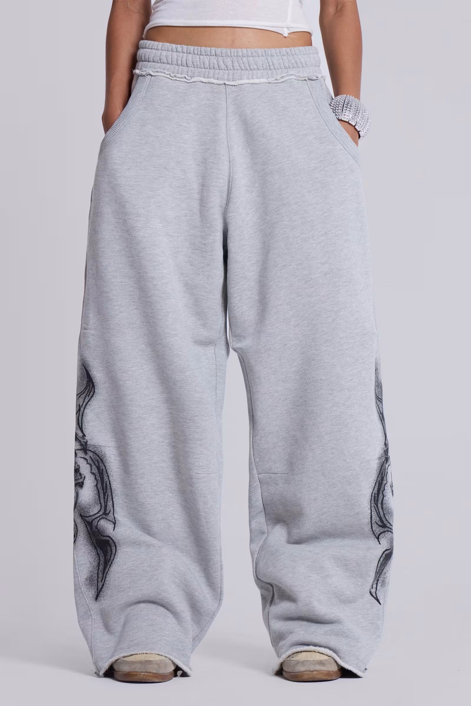 Arcane Wings Baggy Sweatpants | SLIKDRIP®
