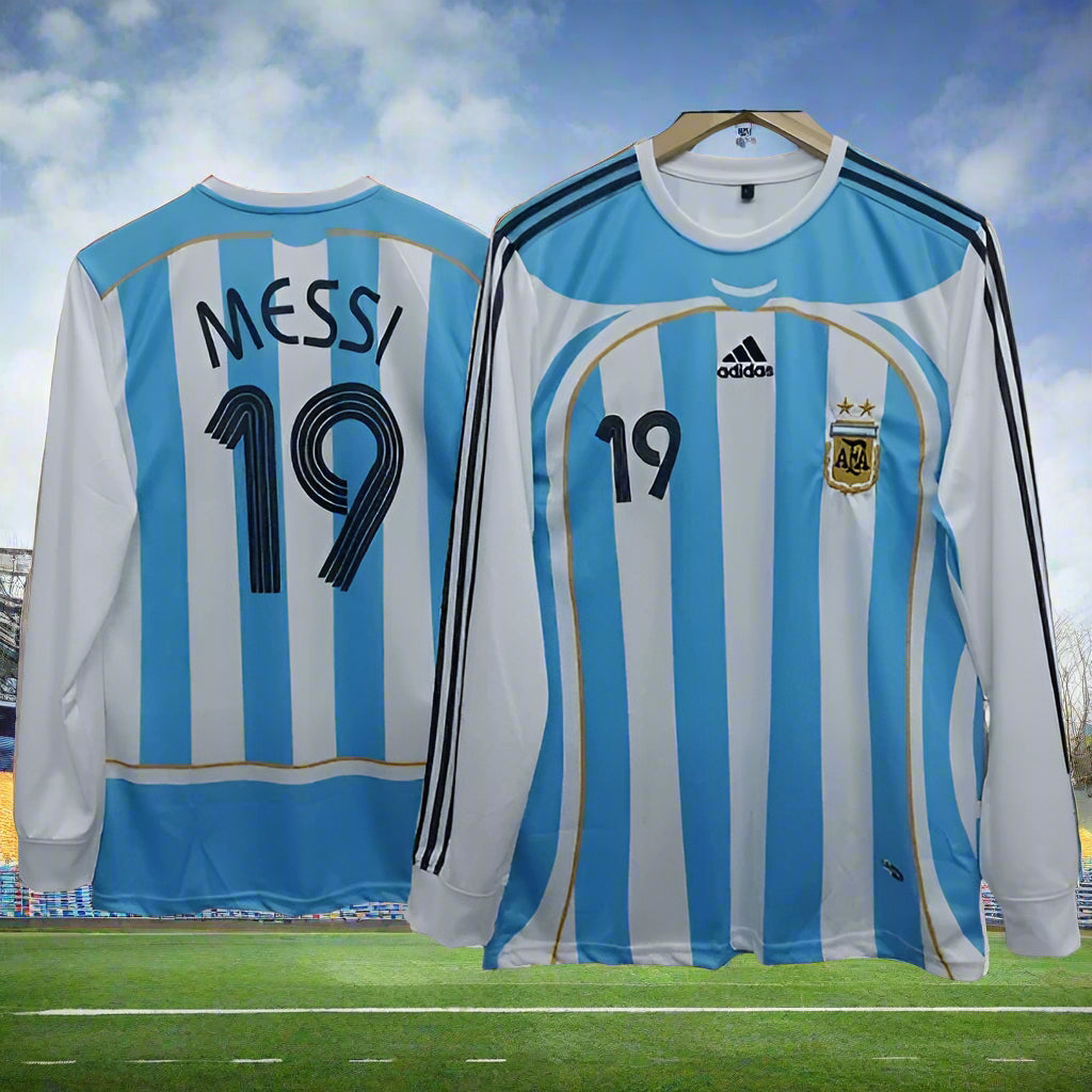 Messi Argentina 2006-07 Home Full Sleeve Jersey | White Blue